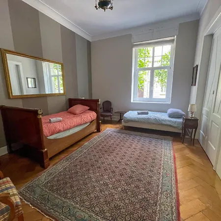 De Standing 200m² *