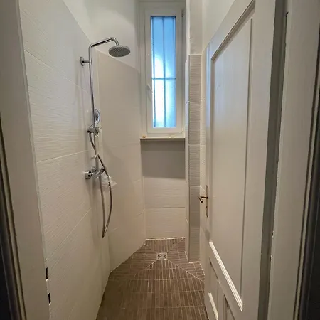 Apartmán De Standing 200m²