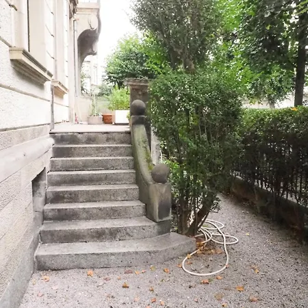 De Standing 200m² *