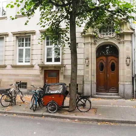 De Standing 200m² アパート *